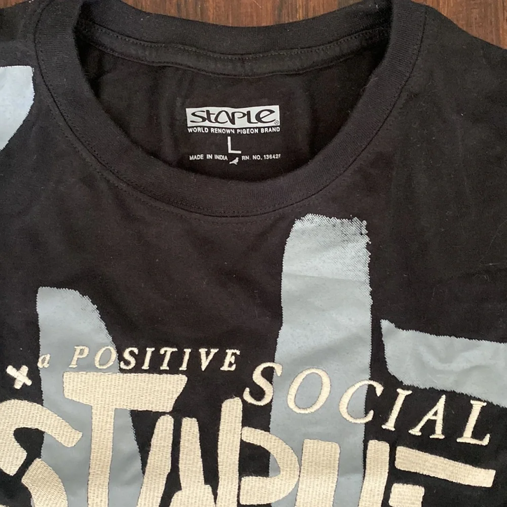 Mens staple pidgeon t shirt size large - Picture 3 of 5
